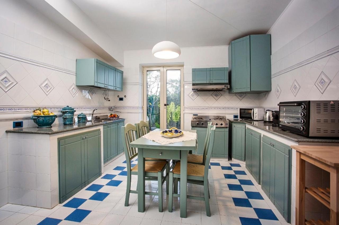 Villa Eva Crispiano 外观 照片